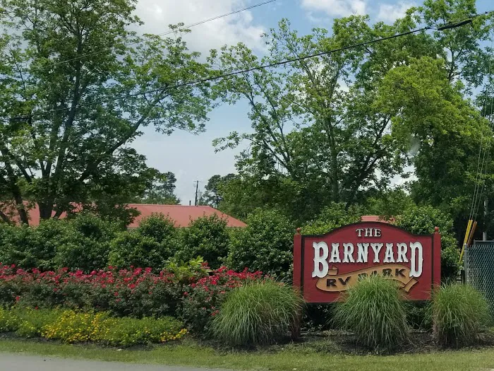 Barnyard RV Park Picture 2