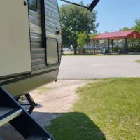 Barnyard RV Park ico