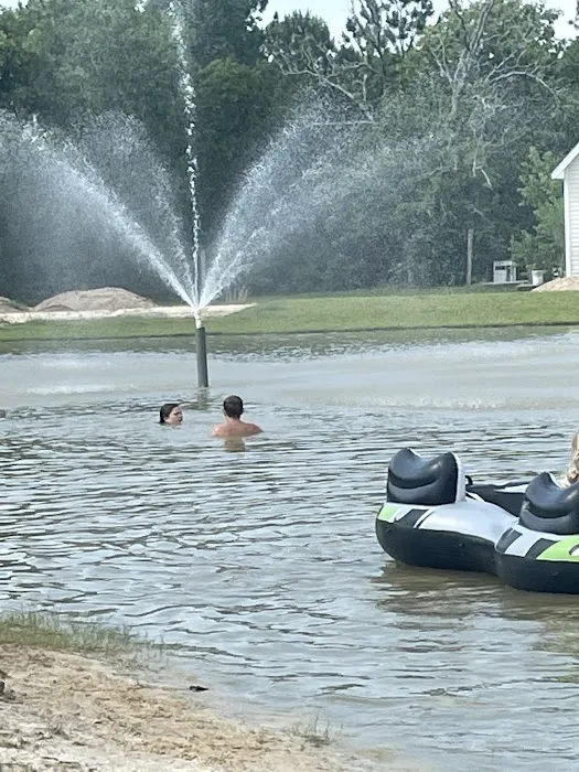 Sandy Oak RV Park Picture 2