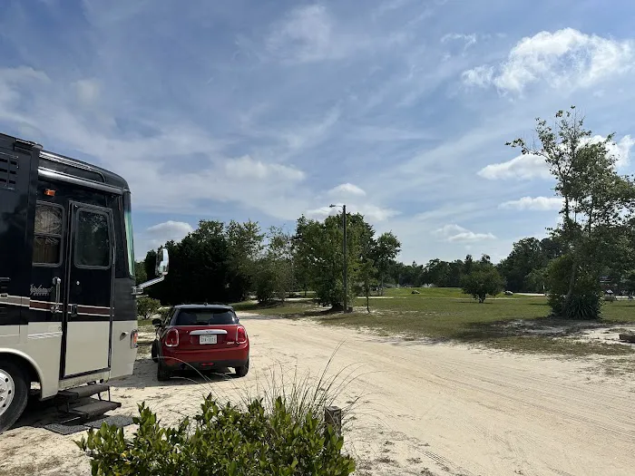 Sandy Oak RV Park Picture 8