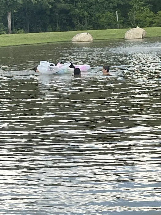 Sandy Oak RV Park Picture 6