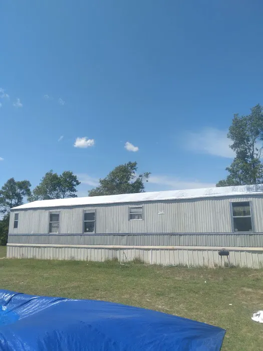 Holden Drive Park Picture 5