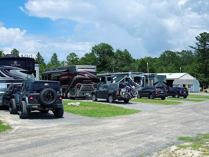 Big Rig Friendly RV Resort Picture 7