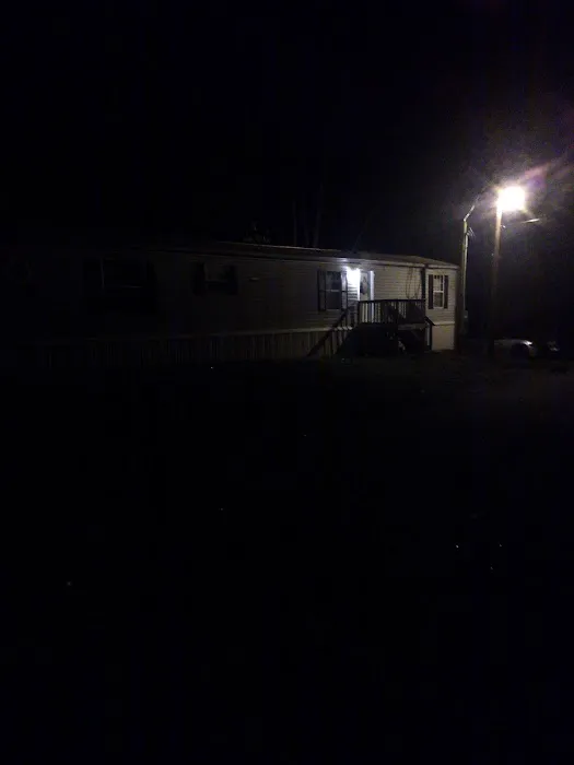 Royal Court Mobile Home Park Picture 4