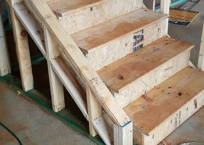 Royal Court Mobile Home Park Picture 2