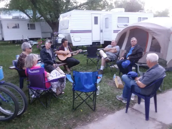 Maverick RV Park and Campground Picture 10