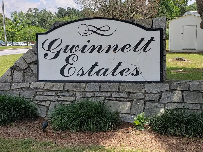 Gwinnett Estates Picture 3