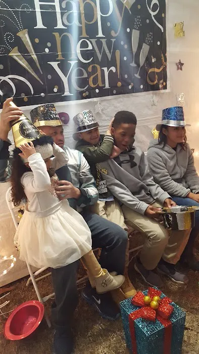 Gwinnett Estates Picture 8