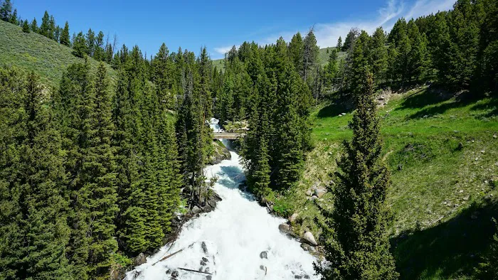 Lake Creek Campground Picture 5