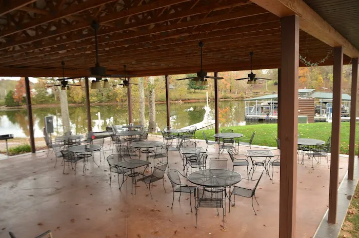 Blue Water RV Resort Picture 10