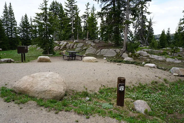 Island Lake Campground Picture 1