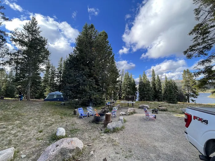 Island Lake Campground Picture 3