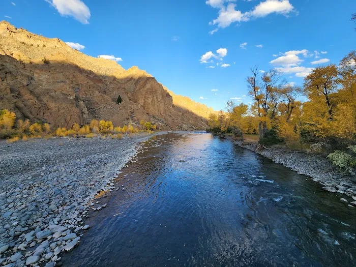 Wapiti Campground Picture 1