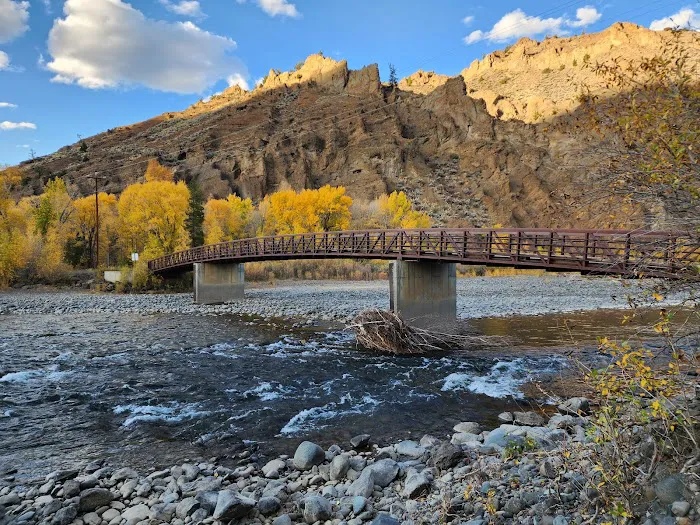 Wapiti Campground Picture 2