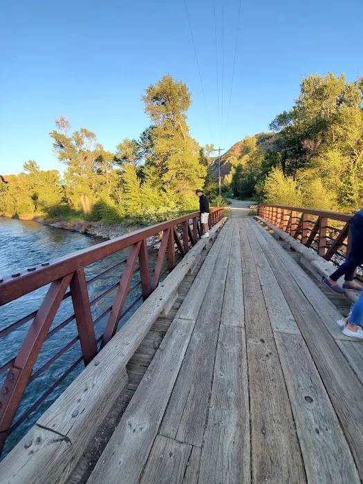 Wapiti Campground Picture 7