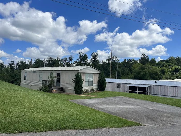 Auburn Hills Mobile Home Park Picture 5