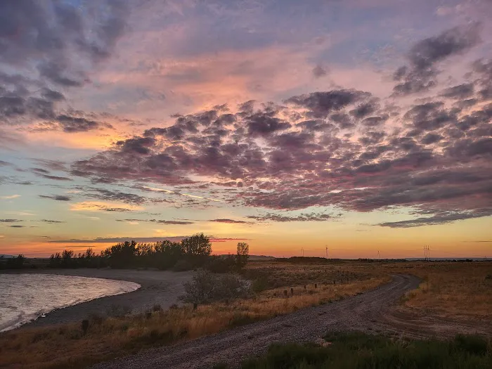 Pilot Butte Reservoir Campground Picture 2