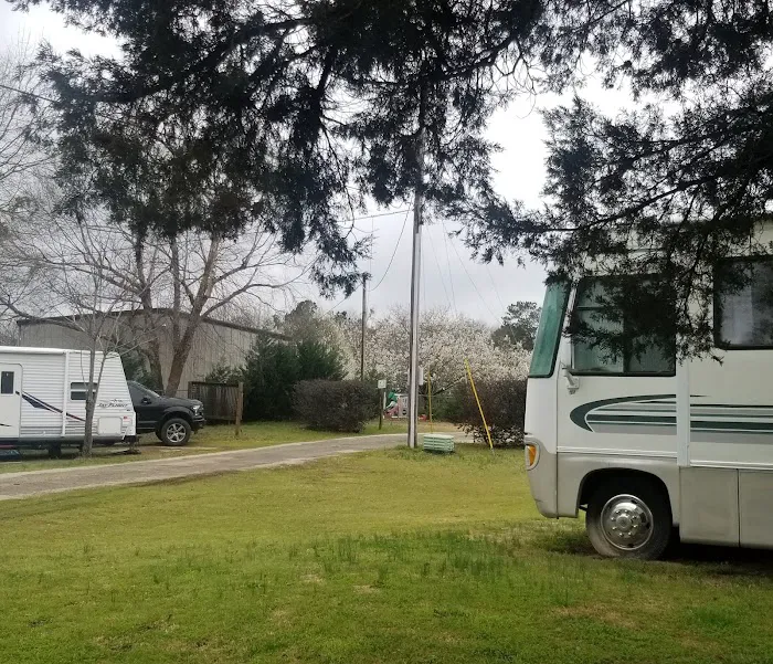 Twin Magnolia RV Park Picture 6