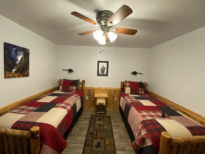 Eycat Lodging Company Picture 1