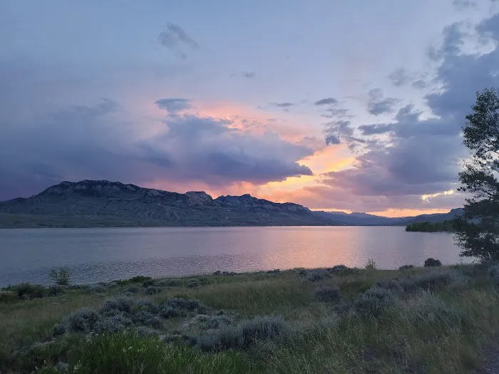 Lake Shore Campground Picture 4