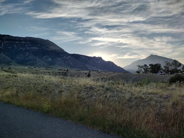 Lake Shore Campground Picture 7