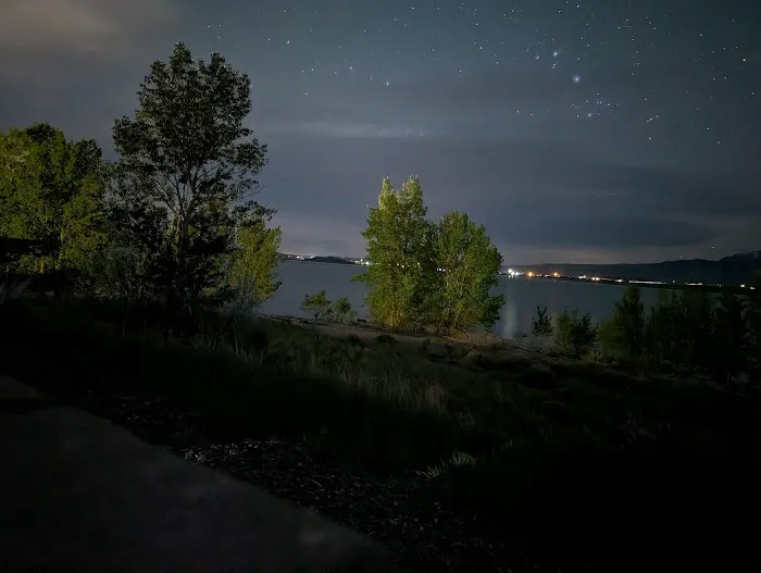 Lake Shore Campground Picture 10