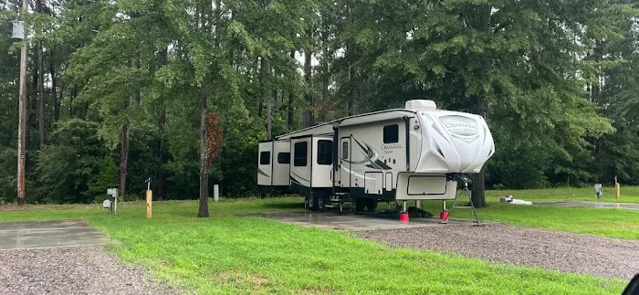 Sunrize RV Park Picture 9