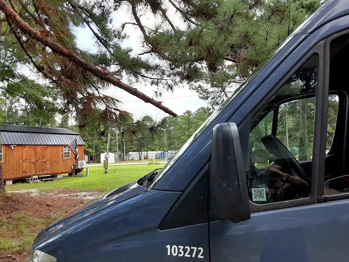 Silver Lake Mobile Home & RV Park Picture 1