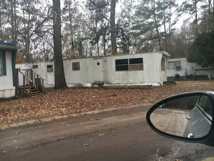 Pine View Mobile Home Park Picture 10
