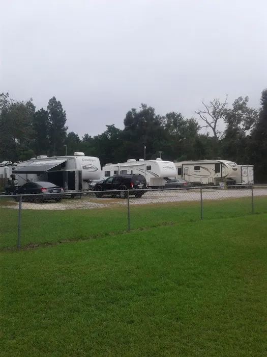 BOB'S RV PARK Picture 5