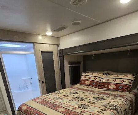 Jim Moss Arena Campground