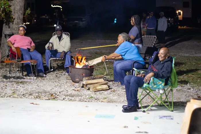 Warthen RV Park Picture 1