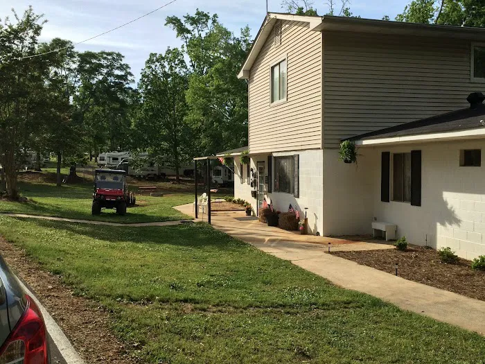 Madison RV Park Picture 1