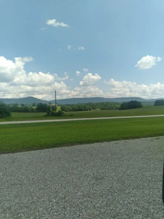 S & J RV Park Picture 6