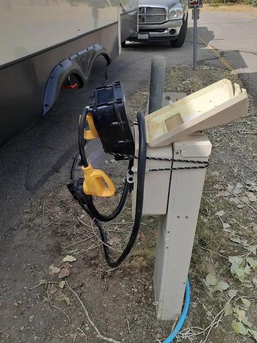 Cottonwood Campground Picture 2