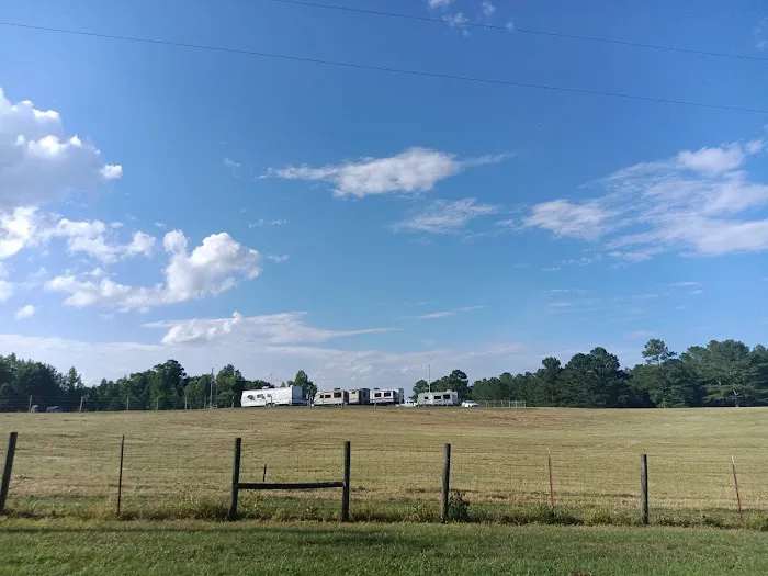 DKH Quarter Horse RV Park Picture 2