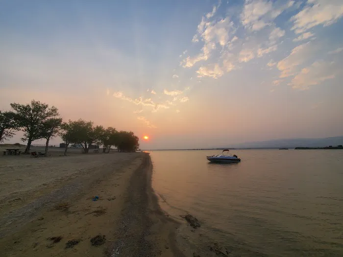 Cottonwood Campground Picture 4