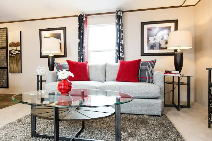 Whispering Pines Mobile Home Picture 2