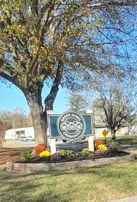 Green Acres Mobile Home Park Picture 7