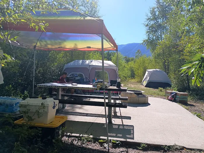 Upper Meadows Campground Picture 4