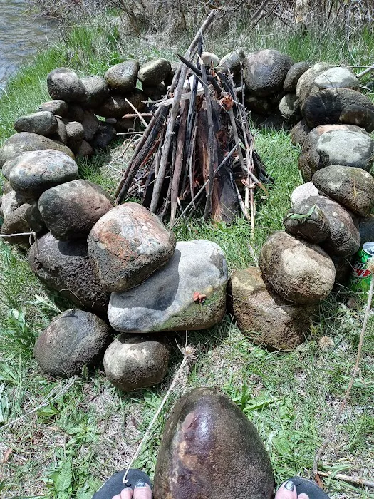 Lower Meadows Campground Picture 5