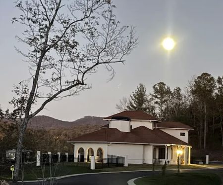 Talking Rock Motorcoach Resort