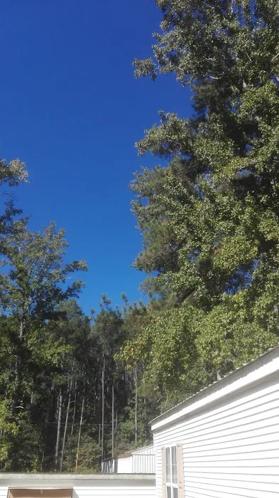 Cedar Creek Mobile Home Park Picture 7