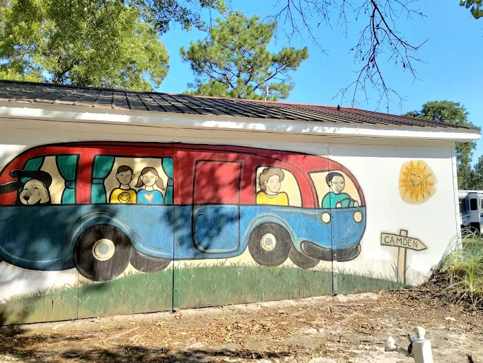 Columbia/Camden RV Park Picture 7