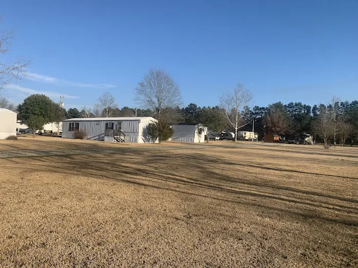 Sparky's Mobile Home & RV Park Picture 7