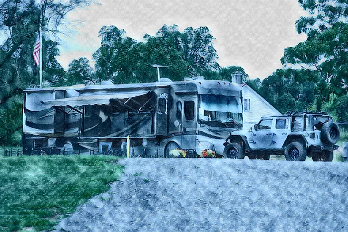 Whispering Oaks RV Park Picture 9