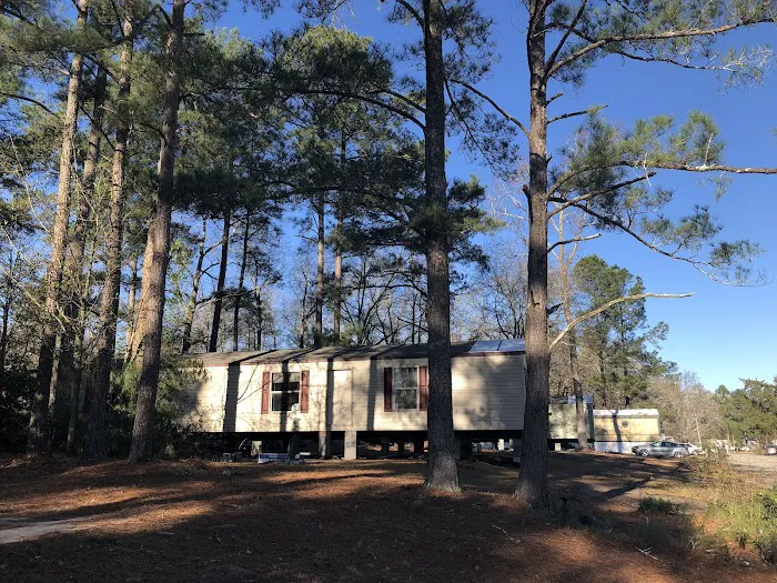 Castle Pines Mobile Home Park Picture 3