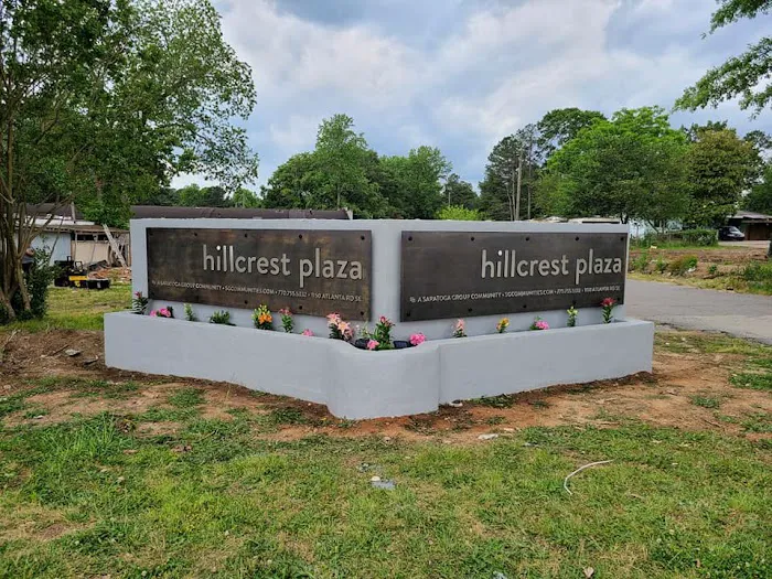 Hill Crest Plaza Mobile Home Community Picture 10