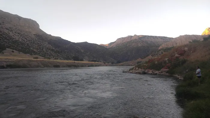 Upper Wind River Campground Picture 3