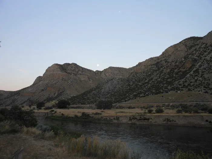 Lower Wind River Campground Picture 5